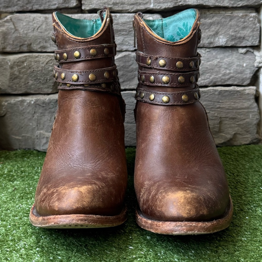 Corral Brown leather Studded Women’s Ankle Boots - Picture 4 of 11